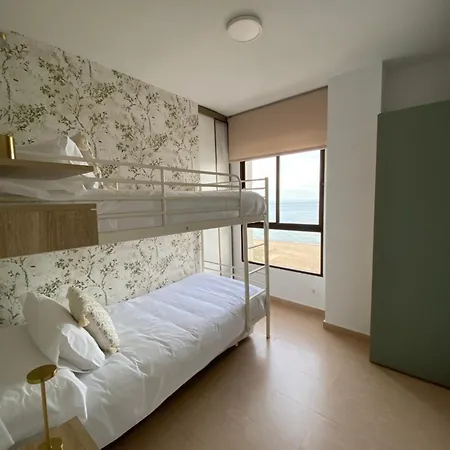 Girolamar. 1ª Linea De Playa Apartment *