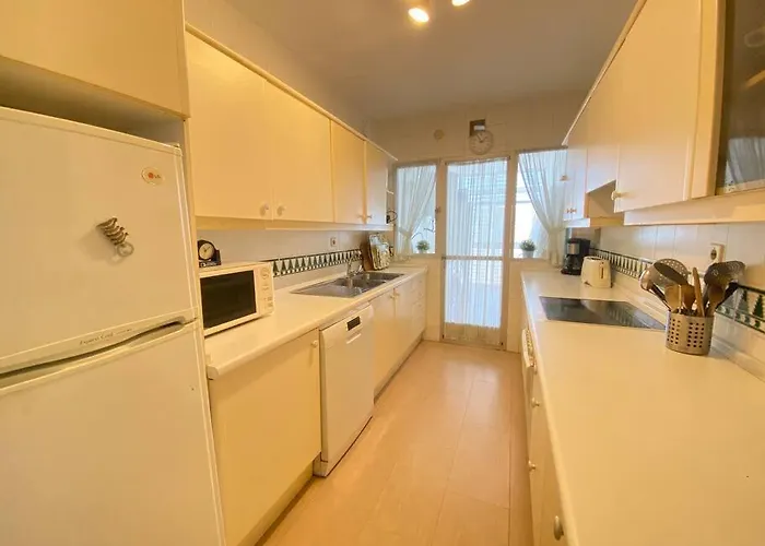 Girolamar 1ª Linea De Playa Fuengirola